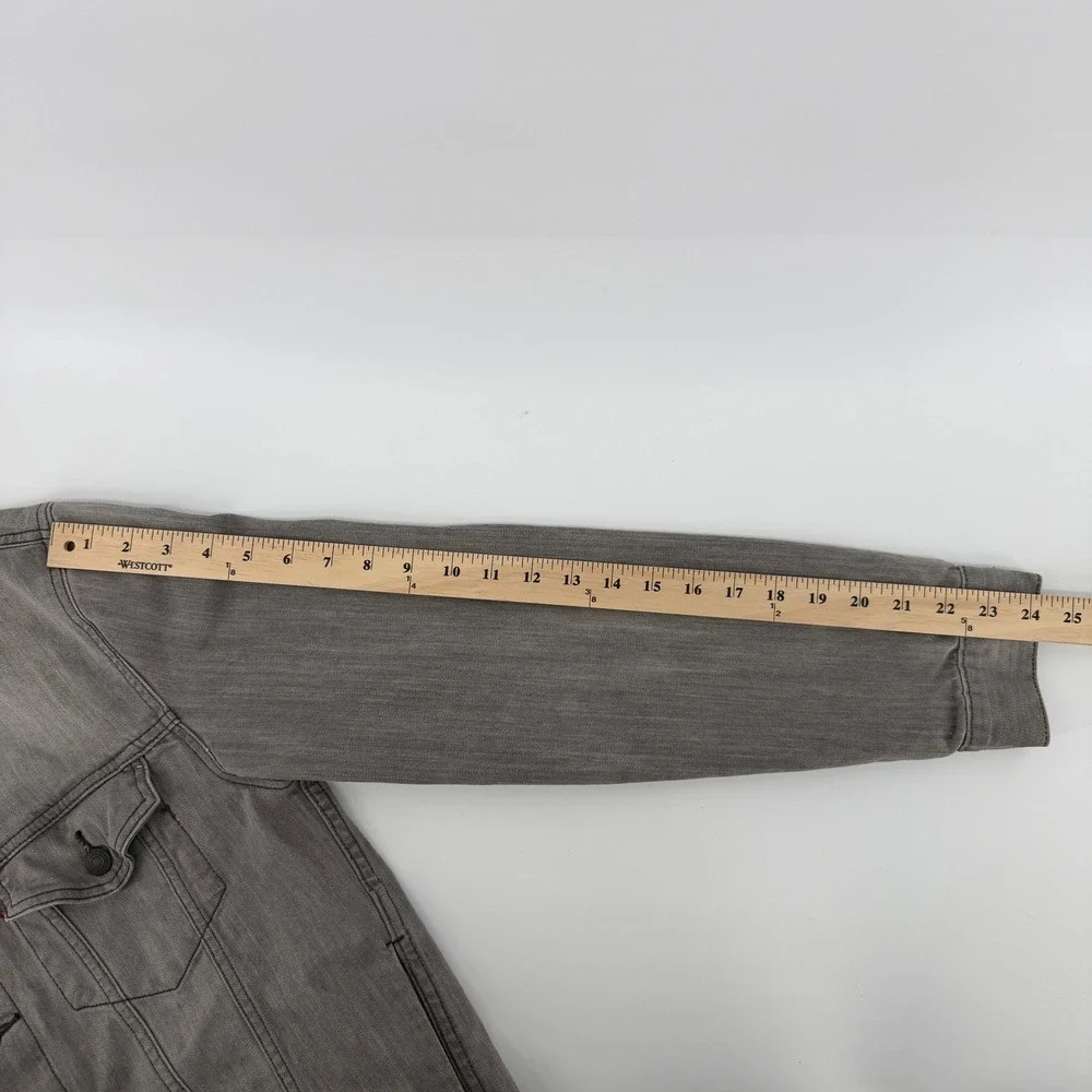 Levis see picture